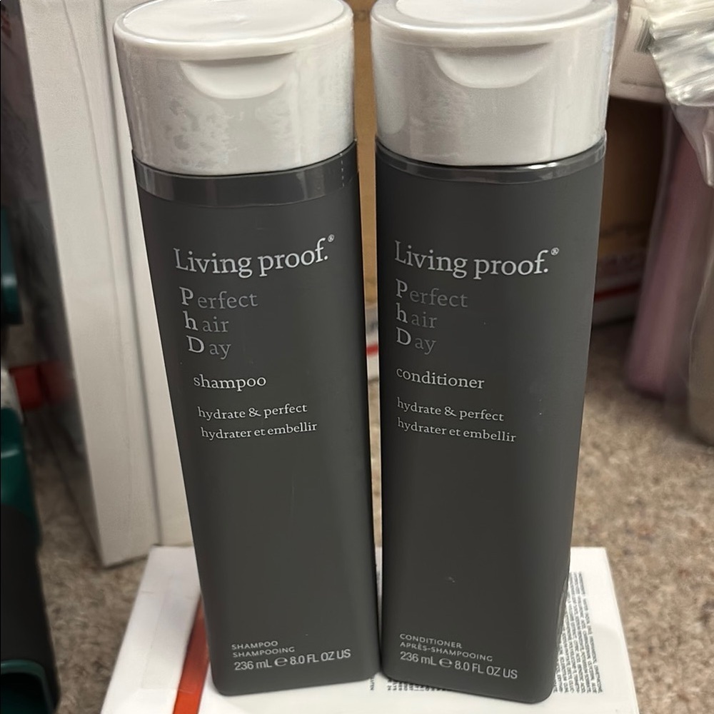 Living Proof Perfect Hair Day Shampoo and Conditioner Set